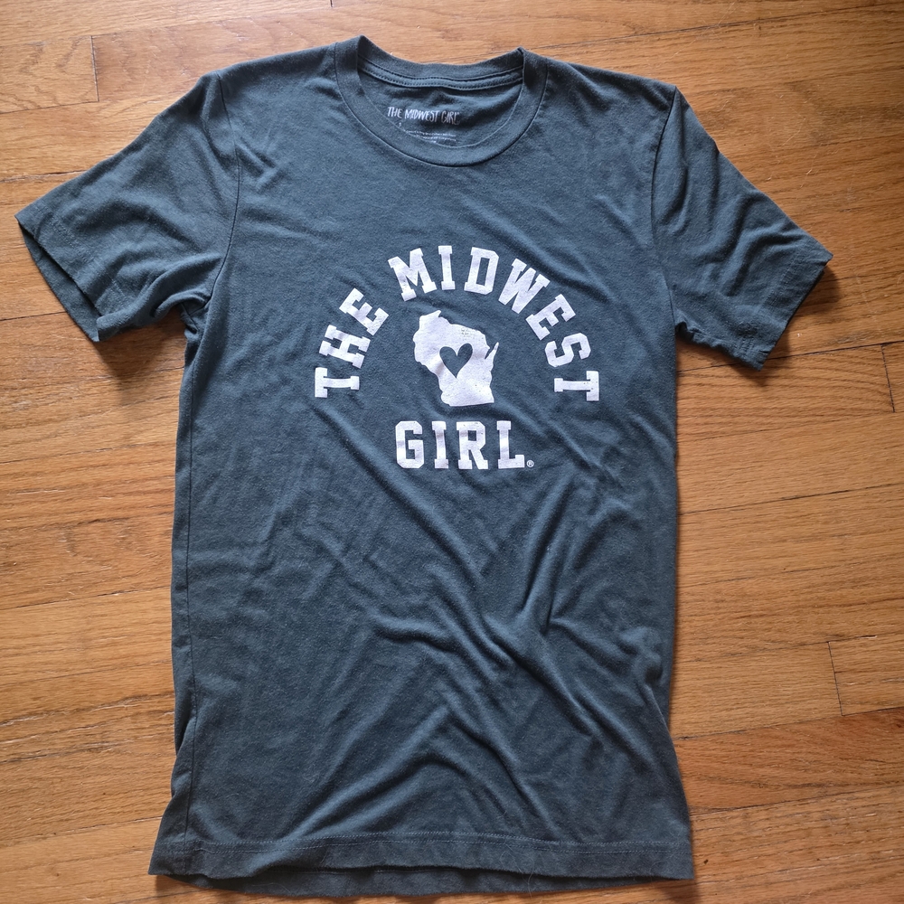 The Midwest Girl Graphic T-Shirt